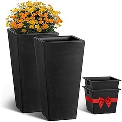 Jardineras altas: ¿Plástico o madera? Comparativa y diferencias