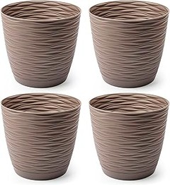 Cómo elegir macetas de plástico para plantas específicas en terraza